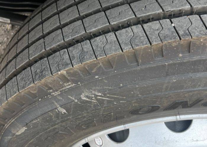 二手重汽豪沃(HOWO) 290马力 载货车