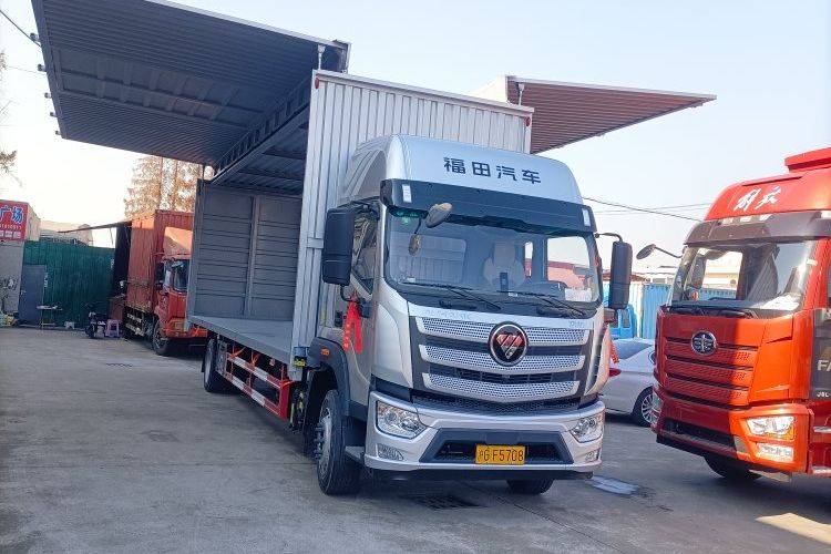 二手福田欧航 240马力 载货车