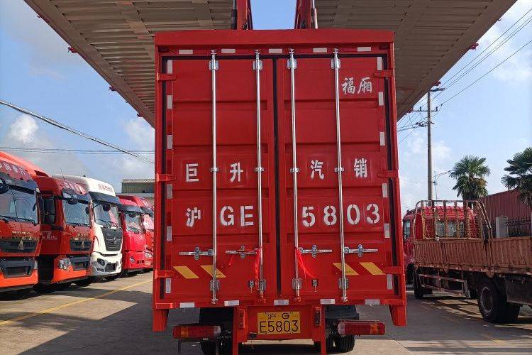 二手重汽豪沃(HOWO) 290马力 载货车