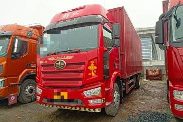 二手一汽解放 J6L中卡 精英版 260马力 4X2 7.8米厢式载货车(国六) 单桥 锡柴二手载货车 黄牌