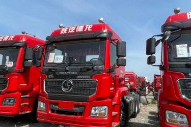 二手福田 欧曼EST-A 6系重卡 穿越版 560马力 6X4 AMT自动挡牵引车(国六) 双驱 康明斯二手牵引车 黄牌图片