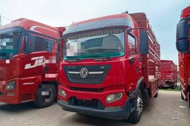 二手东风商用车 天锦KR 245马力 4X2 6.75米仓栅式载货车(国五) 单桥 康明斯二手载货车 黄牌
