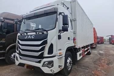 二手江淮 格尔发K5L中卡 220马力 4X2 7.77米厢式载货车(国五) 单桥 玉柴二手载货车 黄牌