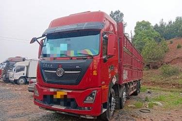 二手东风商用车 天龙KL重卡 465马力 8X4 9.4米仓栅式载货车(国五) 前四后八 雷诺二手载货车 黄牌