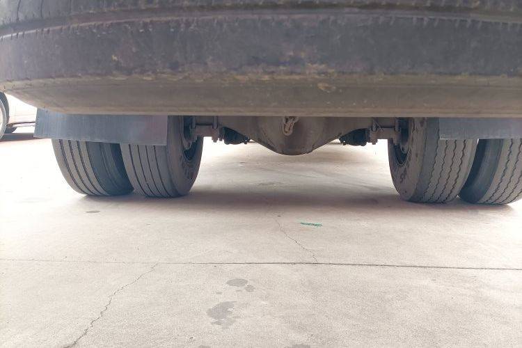 二手东风商用车 270马力 载货车