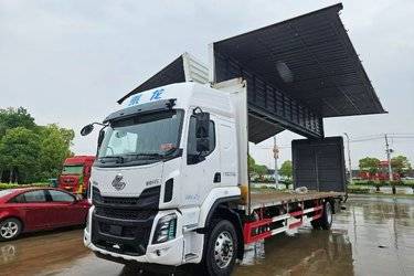 二手东风柳汽 乘龙H5中卡 240马力 4X2 9.7米厢式载货车(国六) 单桥 玉柴二手载货车 黄牌
