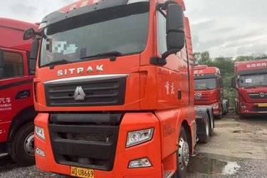 二手中国重汽 汕德卡SITRAK G7重卡 510马力 6X4牵引车(国五) 双驱 中国重汽二手牵引车 黄牌