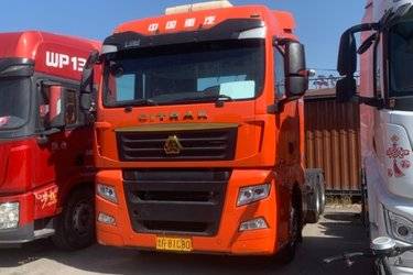 二手中国重汽 汕德卡SITRAK C7H重卡 540马力 6X4 AMT自动挡牵引车(国五) 双驱 康明斯二手牵引车 黄牌图片