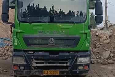 二手中国重汽 HOWO TX重卡 350马力 8X4 6.2米自卸车(国五) 前四后八 潍柴二手自卸车 黄牌图片