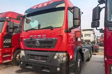 二手中国重汽 HOWO TX重卡 460马力 6X4 牵引车(国五) 双驱 潍柴二手牵引车 黄牌图片