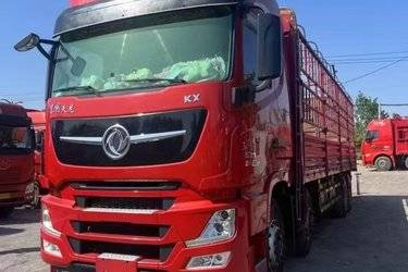 二手东风商用车 天龙旗舰KX 经典版 465马力 6X4 牵引车(国六) 双驱 东风康明斯二手牵引车 黄牌图片