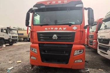 二手中国重汽 汕德卡SITRAK G7重卡 440马力 6X4牵引车(国五) 双驱 曼二手牵引车 黄牌