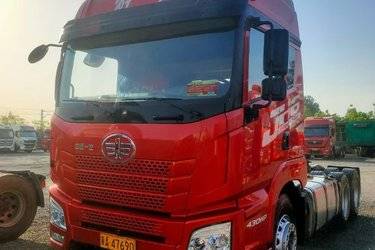二手青岛解放 JH6重卡 430马力 6X4牵引车(国五) 双驱 潍柴二手牵引车 黄牌