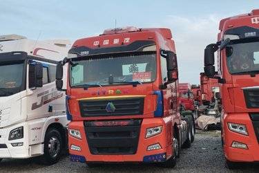 二手中国重汽 汕德卡SITRAK C7H重卡 570马力 6X4 AMT自动挡牵引车(国六) 双驱 曼二手牵引车 黄牌图片