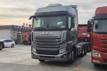二手江淮 格尔发K7W重卡 舒适版 560马力 6X4牵引车(国五) 双驱 曼二手牵引车 黄牌图片
