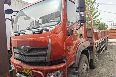 二手福田 时代领航ES7 270马力 8X2 8.8米栏板载货车(国六) 前四后六 玉柴二手载货车 黄牌