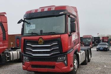 二手中国重汽 HOWO Max重卡 510马力 6X4牵引车(国六)(潍柴)(国六) 双驱 潍柴二手牵引车 黄牌图片