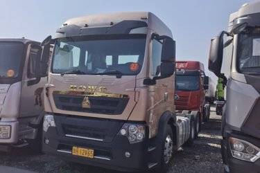 二手中国重汽 HOWO TX重卡 480马力 6X4 牵引车(鼓式)(国五) 双驱 曼二手牵引车 黄牌图片