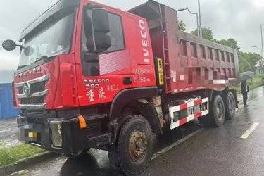 二手上汽红岩 杰狮重卡 390马力 6X4 6米自卸车(国五) 后八轮 上菲红二手自卸车 黄牌