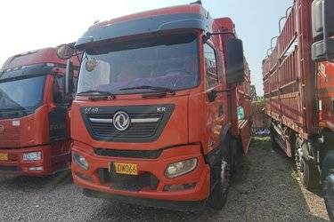 二手东风商用车 天锦KR 精英版 300马力 6X2 7.7米仓栅式载货车(国六)(高顶双卧)(国六) 前四后四 雷诺二手载货车 黄牌