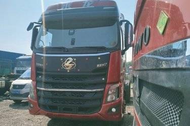 东风柳汽 乘龙H7重卡 460马力 6X4 LNG牵引车(潍柴)(国六) 双驱 潍柴二手牵引车 黄牌