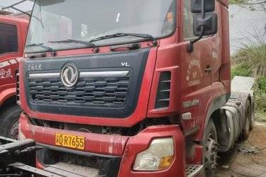 二手东风商用车 天龙VL重卡 2019款 420马力 6X4牵引车(国五) 双驱 东风二手牵引车 黄牌