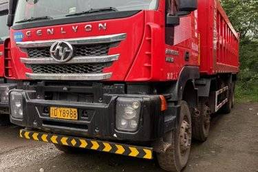 二手上汽红岩 杰狮C500重卡 450马力 8X4 7.6米自卸车(国五) 前四后八 上菲红二手自卸车 黄牌