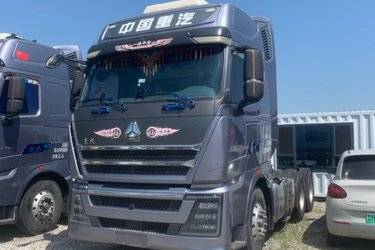 二手中国重汽 HOWO TH7重卡 540马力 6X4 AMT自动挡牵引车(国六) 双驱 潍柴二手牵引车 黄牌