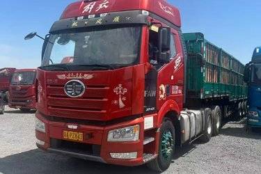 二手一汽解放 J6P重卡 质惠版 420马力 6X4牵引车(国五) 双驱 锡柴二手牵引车 黄牌