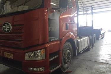二手13.75米x3米 3轴 低平板半挂车