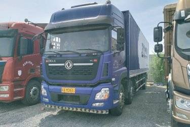 二手东风商用车 天龙VL重卡 292马力 6X2 9.6米厢式载货车(国五) 前四后四 雷诺二手载货车 黄牌图片