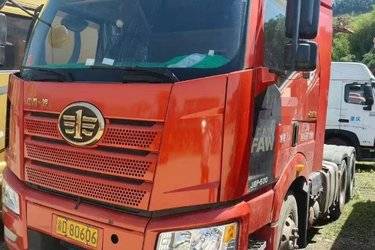 二手一汽解放 J6P重卡 舒适版 500马力 6X4牵引车(国五) 双驱 一汽二手牵引车 黄牌