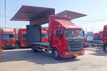 二手江淮 格尔发K5L中卡 180马力 4X2 7.8米厢式载货车(国五) 单桥 玉柴二手载货车 黄牌