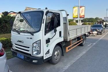 二手江铃 凯威宽体 143马力 4.1米单排栏板轻卡(国六) 单桥 江西五十铃二手载货车 蓝牌