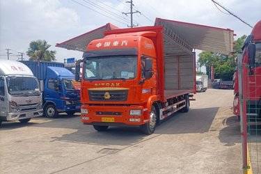 二手中国重汽 汕德卡SITRAK G5重卡 290马力 4X2 9.8米厢式载货车(国六) 单桥 曼二手载货车 黄牌