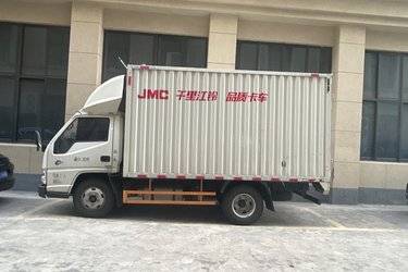 二手江铃 新款顺达窄体 致富版 122马力 3.7米单排厢式轻卡(国六) 单桥 江铃二手载货车 蓝牌