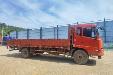 二手东风商用车 天锦VR 180马力 4X2 6.75米栏板载货车(国五) 单桥 东风二手载货车 黄牌