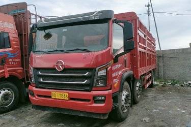 二手大运 祥龙 230马力 6X2 6.8米排半仓栅式载货车(国六) 前四后四 云内动力二手载货车 黄牌