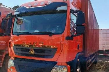 二手中国重汽 HOWO TX 290马力 4X2 9.6米翼开启厢式载货车(国六) 单桥 曼二手载货车 黄牌