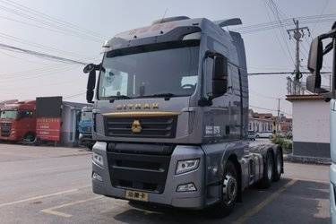 二手中国重汽 汕德卡SITRAK G7S重卡 奢华版 610马力 6X4 AMT自动挡牵引车(液缓)(国六) 双驱 潍柴二手牵引车 黄牌