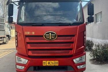 二手一汽解放 新J6L重卡 220马力 4X2 6.75米仓栅式载货车(国六) 单桥 大柴二手载货车 黄牌图片