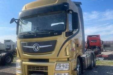 二手东风商用车 天龙旗舰KX 2018款 560马力 6X4牵引车(国五) 双驱 康明斯二手牵引车 黄牌