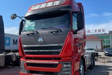 二手中国重汽 HOWO TH7重卡 610马力 6X4 AMT自动档牵引车(国六) 双驱 潍柴二手牵引车 黄牌