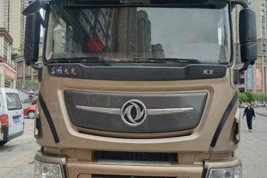二手东风商用车 天龙旗舰KX 2018款 560马力 6X4牵引车(国五) 双驱 东风康明斯二手牵引车 黄牌
