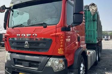 二手中国重汽 HOWO TX重卡 460马力 6X4 牵引车(国六) 双驱 潍柴二手牵引车 黄牌