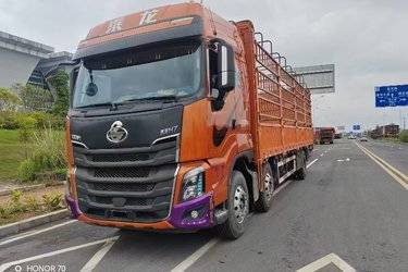 二手东风柳汽 乘龙H7重卡 330马力 6X2 9.7米仓栅式载货车(国五) 前四后四 玉柴二手载货车 黄牌图片