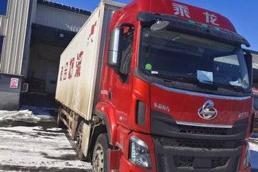 二手东风柳汽 乘龙H5重卡 245马力 6X2 9.7米翼开启厢式载货车(国六) 前四后四 玉柴二手载货车 黄牌