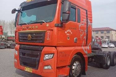 二手中国重汽 汕德卡SITRAK C7H重卡 440马力 6X4 LNG牵引车(国六) 双驱 曼二手牵引车 黄牌