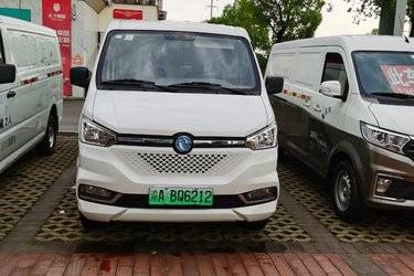 二手东风股份 御风EM26 3T 4.865米纯电动厢式运输车  二手电动卡车电动封闭厢货图片