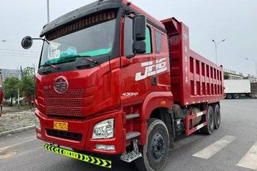 二手青岛解放 JH6重卡 430马力 8X4 6米自卸车(国五) 前四后八 潍柴二手自卸车 黄牌